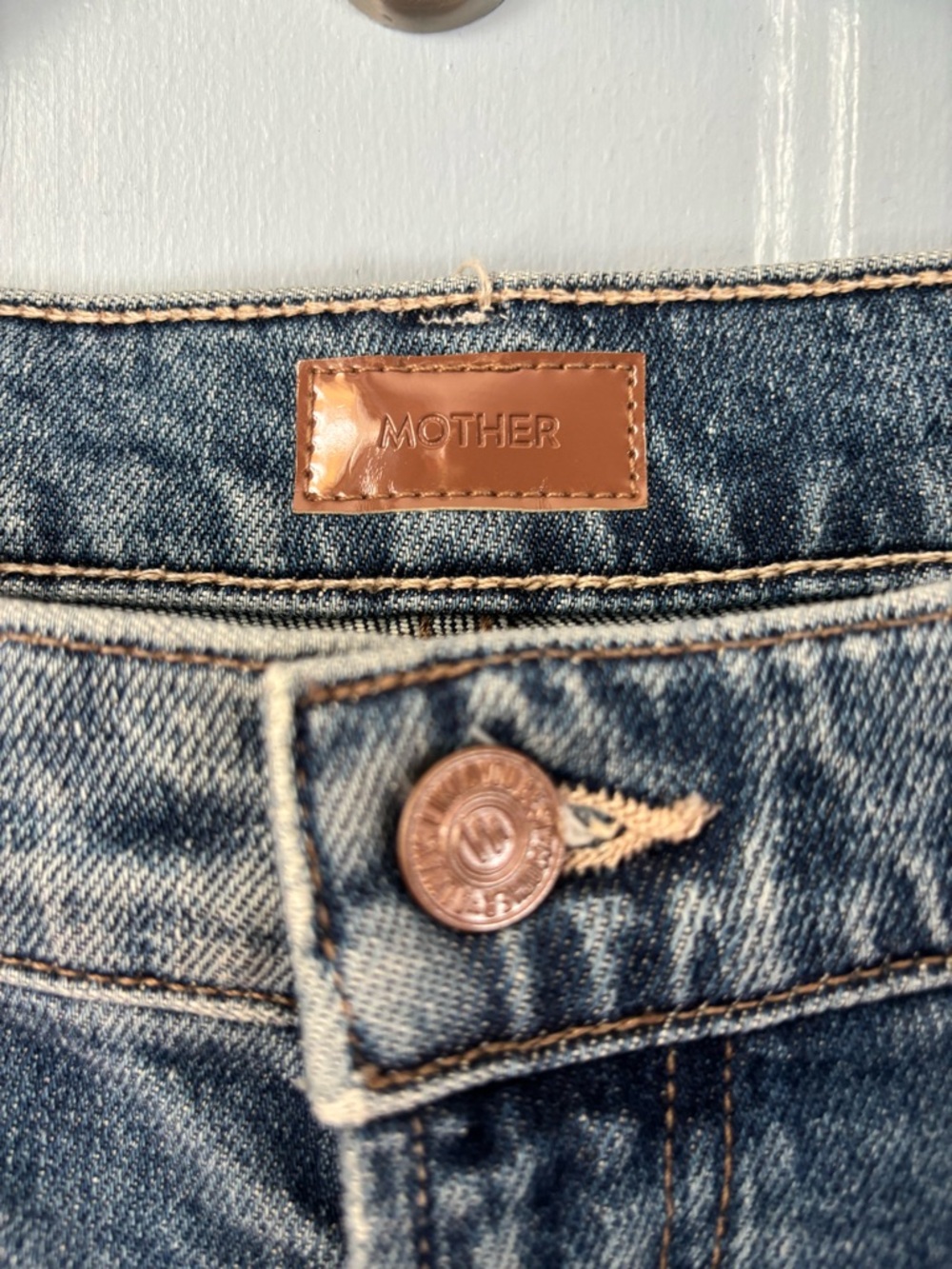 Mother Denim Hustler Roller Jeans in Slip and Fall Wash NWT Brunch Effortless - Picture 7 of 12